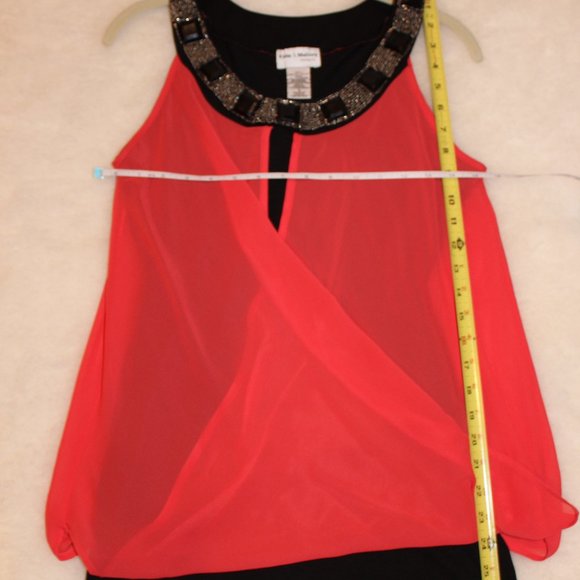NWOT, Kate & Mallory designs, embellished top, size small - Picture 4 of 5